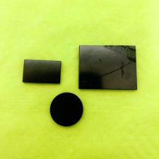 Schungit Handy-, Laptop-oder Tabletplatte poliert